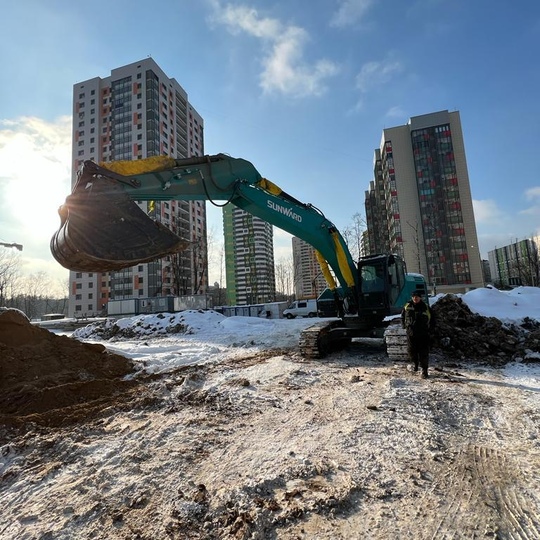 «Экскаватор SUNWARD SWE335F-1»